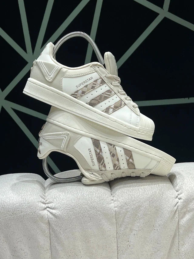 Adidas Superstar