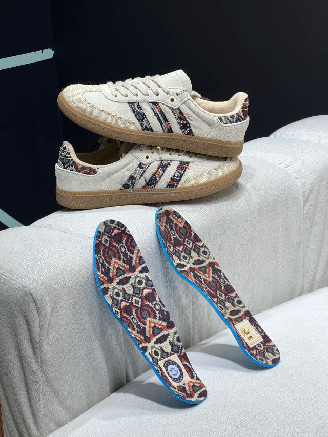 Adidas Samba x END