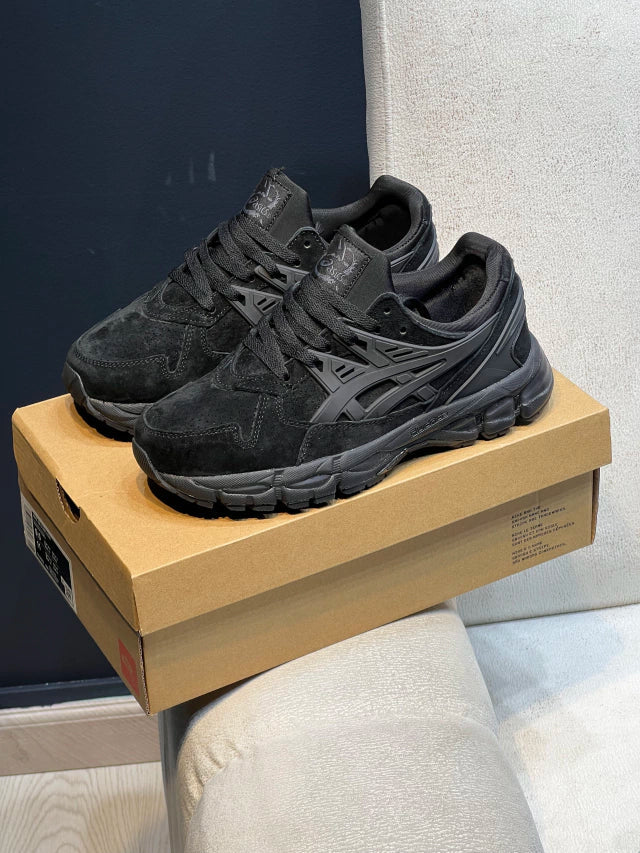 ASICS GEL-Kayano