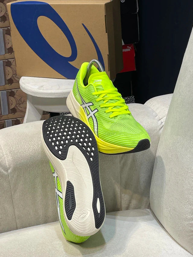 ASICS Metaspeed FF BLAST