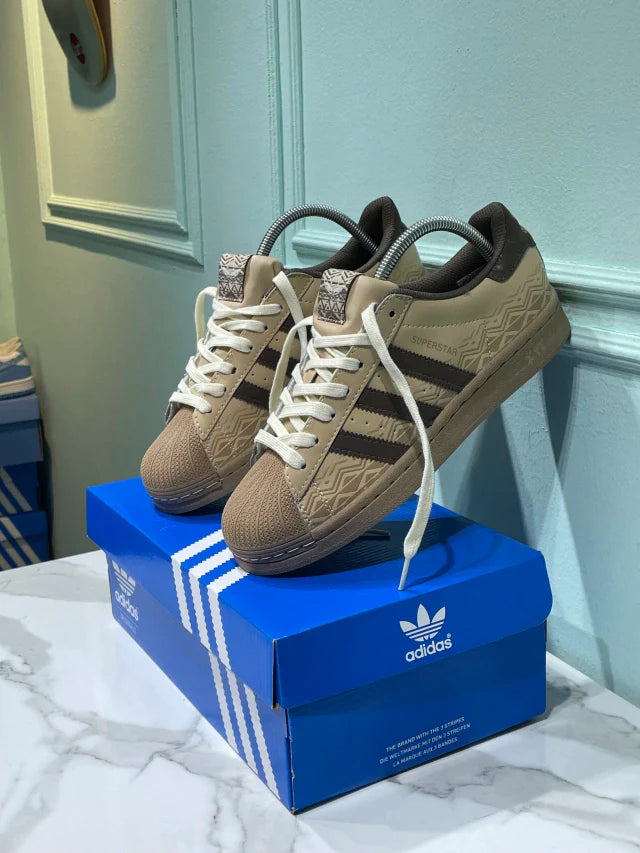 Adidas Superstar