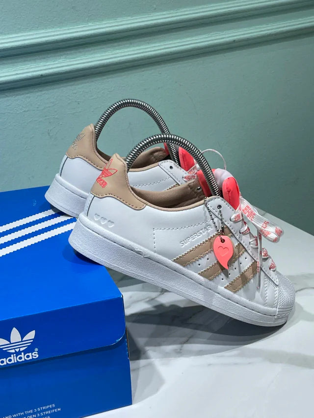 Adidas Superstar